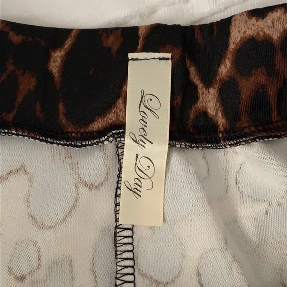 Leopard Print Skater Skirt - Picture 3 of 3